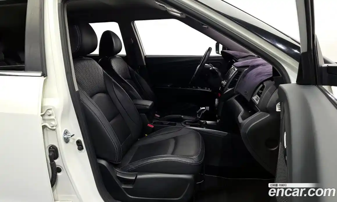 SsangYong TIBOLI 2019 1.6 автомат (гидро), фото 16