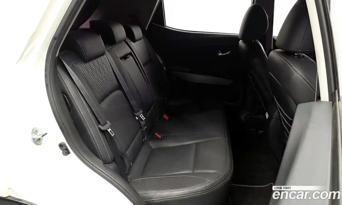 SsangYong TIBOLI 2019 1.6 автомат (гидро), фото 17