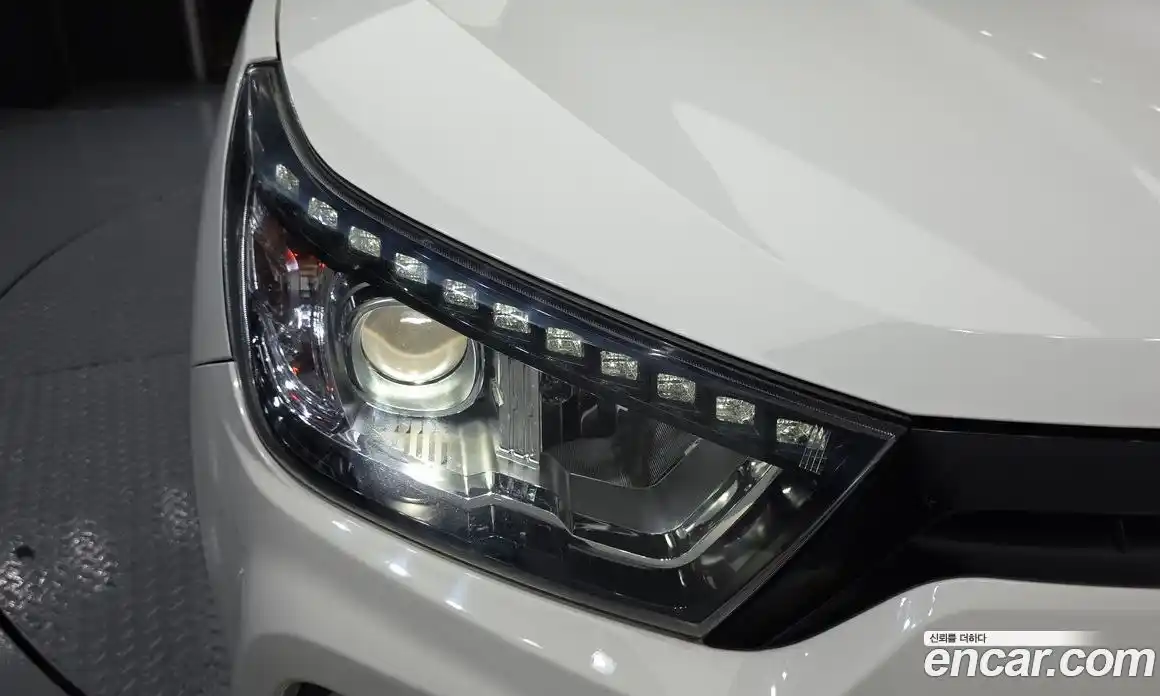 SsangYong TIBOLI 2019 1.6 автомат (гидро), фото 8