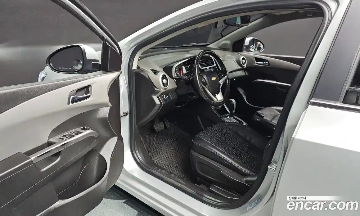 Chevrolet Aveo 2016 1.4 гидро, фото 13