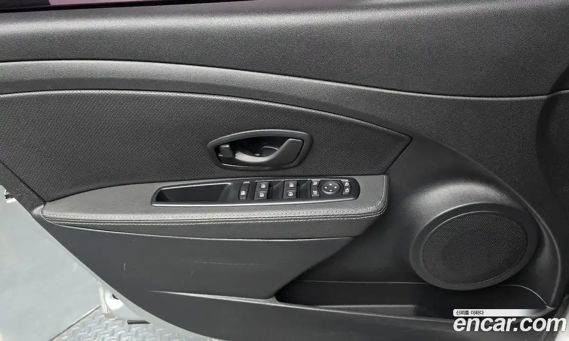 Renault SM3 2017 1.6 гидро, фото 14