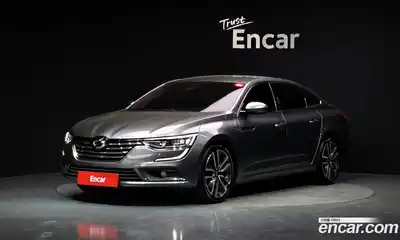 Renault SM6