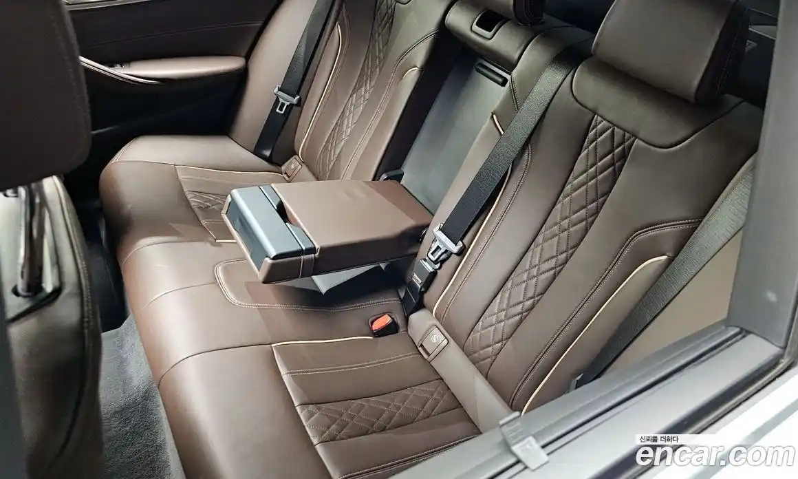 BMW 5 серия 2020 2.0 автомат (гидро), фото 32