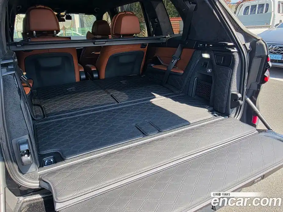BMW X7 2024 3.0 автомат (гидро), фото 17