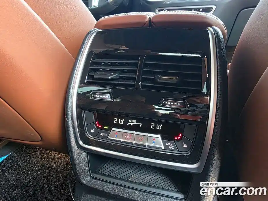 BMW X7 2024 3.0 автомат (гидро), фото 18