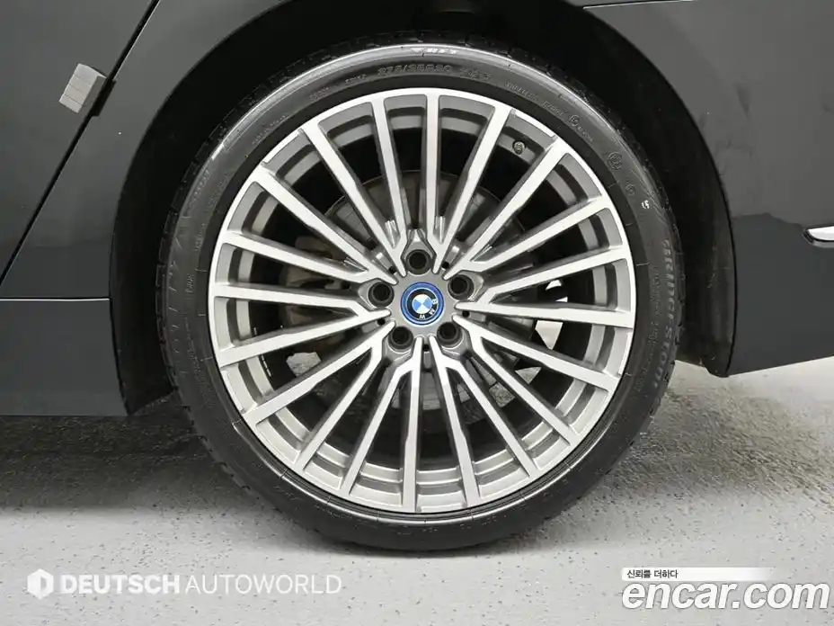 BMW 7 серия 2022 3.0 автомат (гидро), фото 5