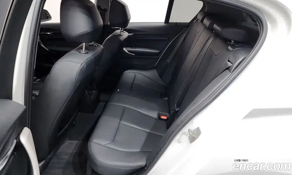 BMW 1 серия 2017 2.0 автомат (гидро), фото 11