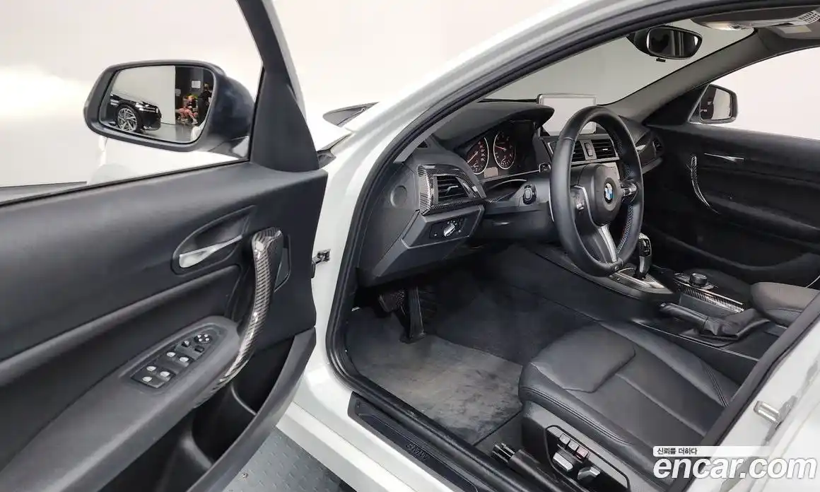 BMW 1 серия 2017 2.0 автомат (гидро), фото 10