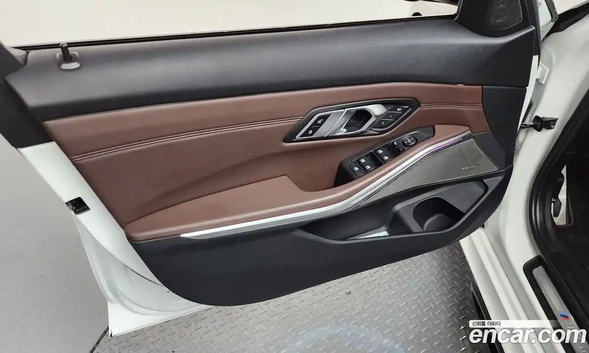 BMW 3 серия 2020 3.0 автомат (гидро), фото 14