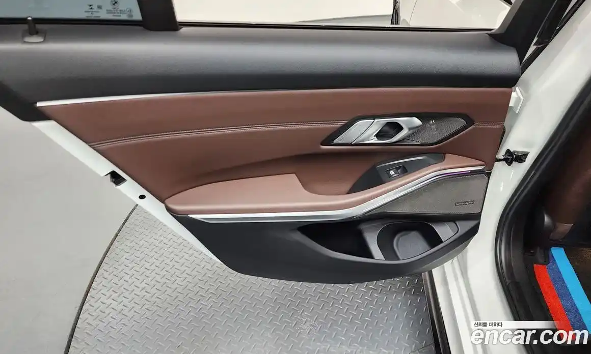 BMW 3 серия 2020 3.0 автомат (гидро), фото 15