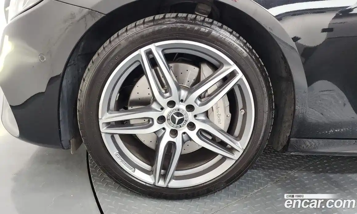 Mercedes-Benz E-Class 2020 2.0 автомат (гидро), фото 5