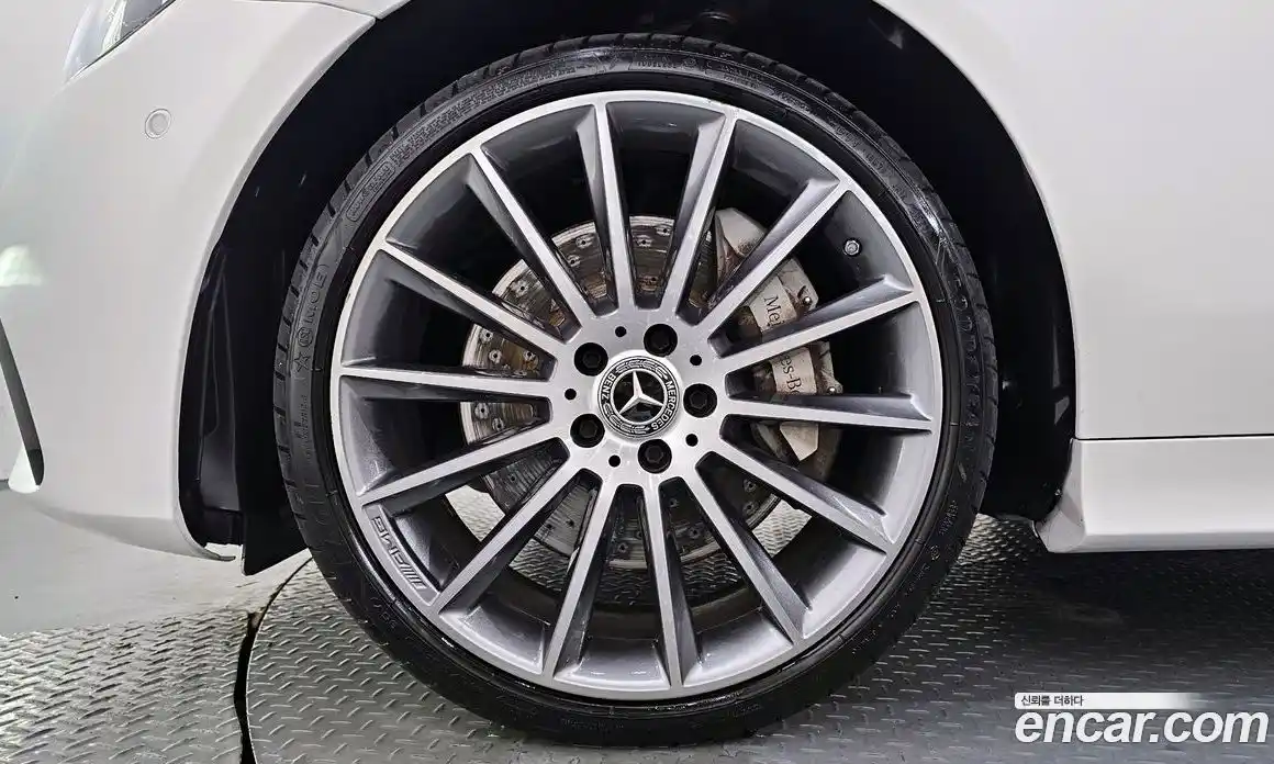 Mercedes-Benz E-Class 2021 3.0 гидро, фото 5