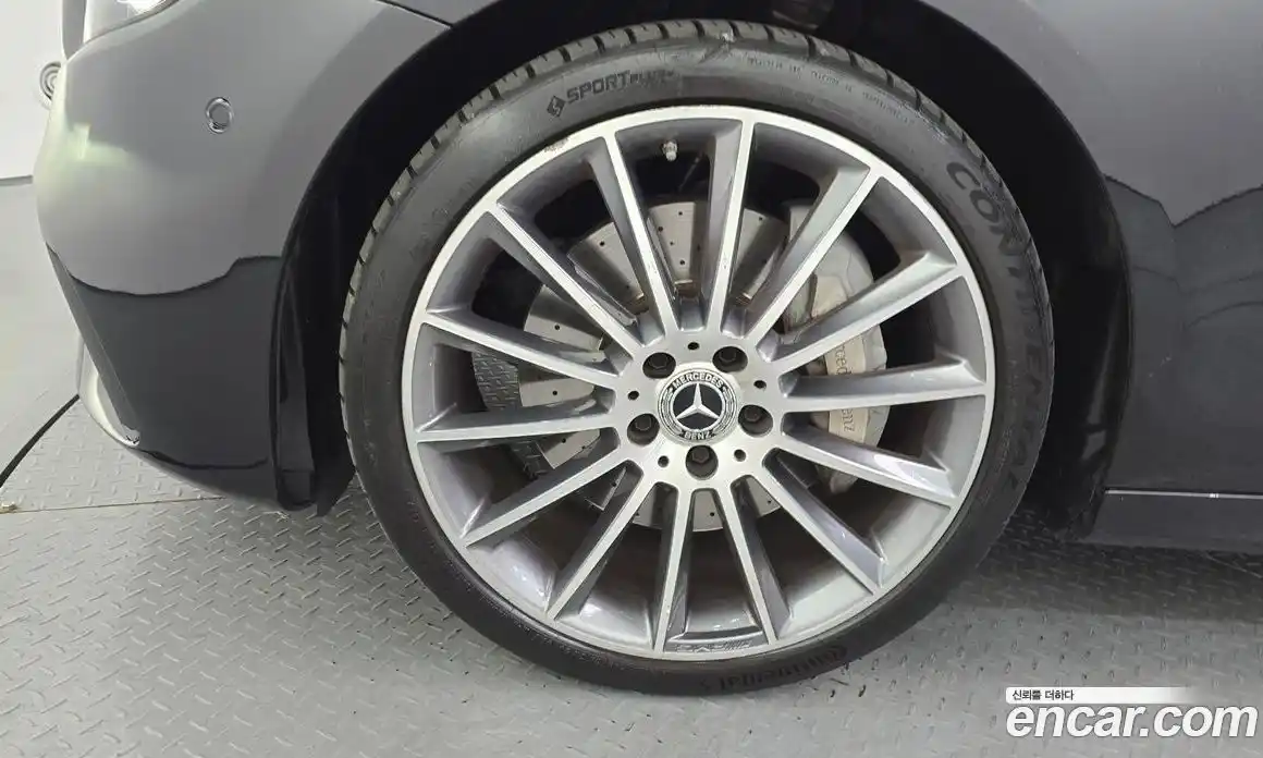 Mercedes-Benz E-Class 2021 2.0 гидро, фото 5