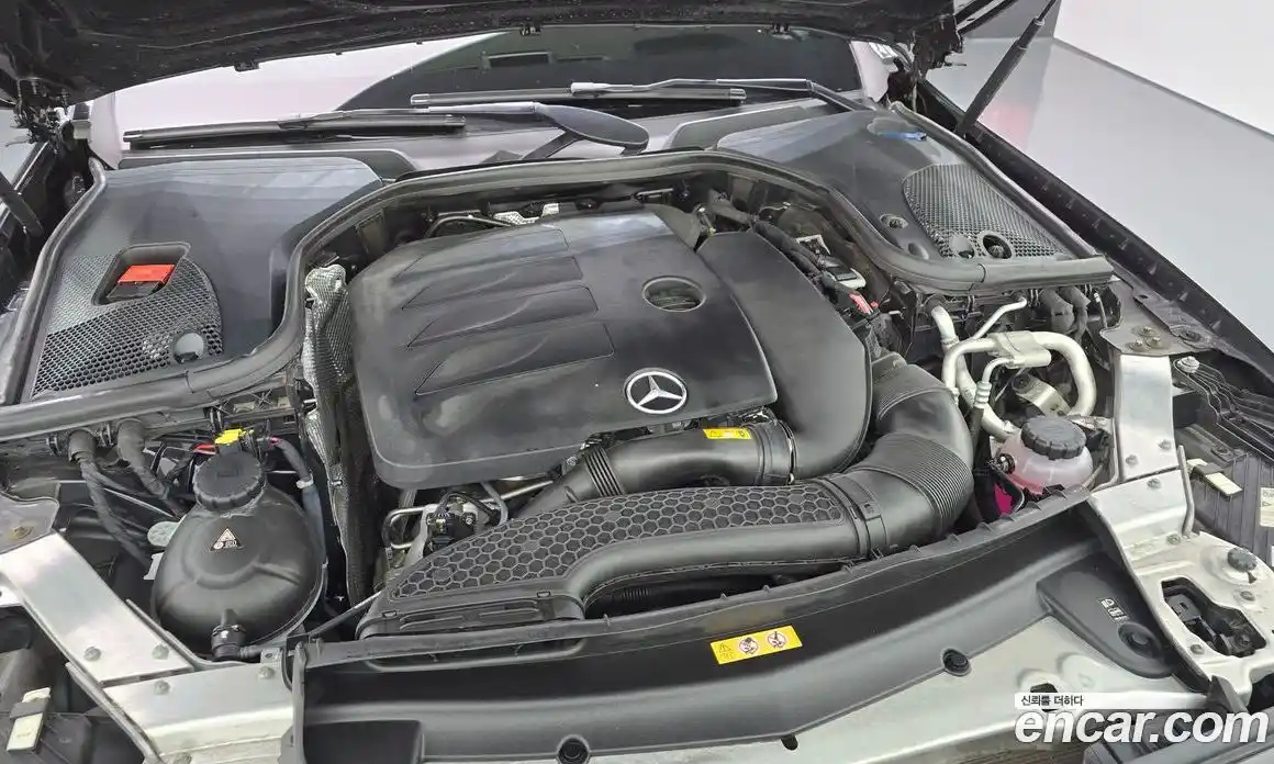 Mercedes-Benz E-Class 2021 2.0 гидро, фото 6