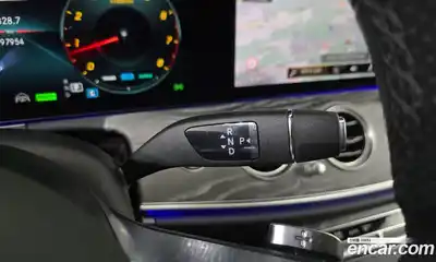 Mercedes-Benz E-Class 2021 2.0 гидро, миниатюра 9