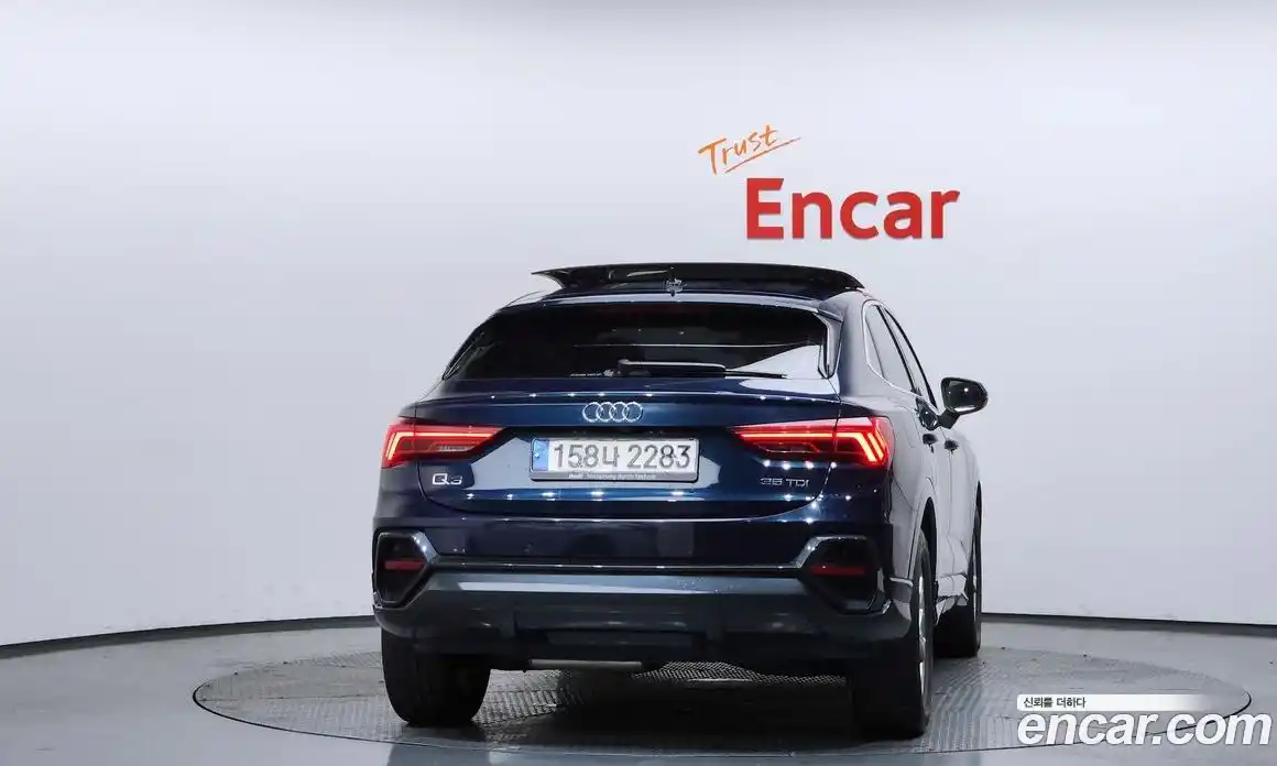 Audi Q3 2020 2.0 автомат (гидро), фото 4