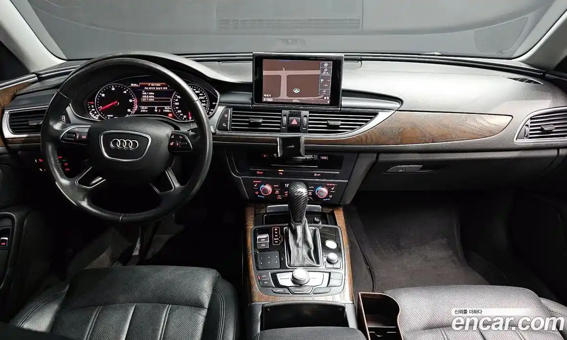Audi A6 2015 2.0 автомат (гидро), фото 7