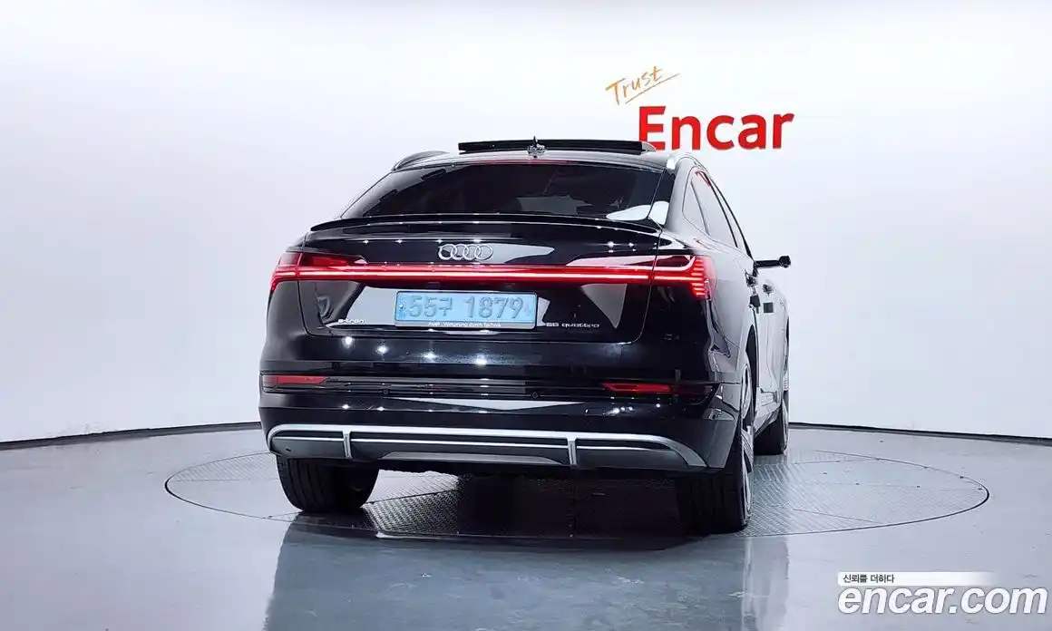 Audi e-tron 2021 0.2 автомат (гидро), фото 4