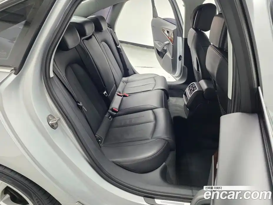 Audi A6 2013 2.0 автомат (гидро), фото 12
