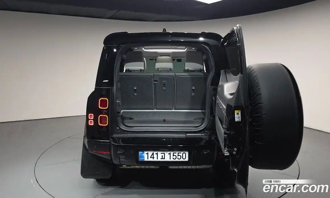 Land Rover Defender 2025 3.0 автомат (гидро), фото 25