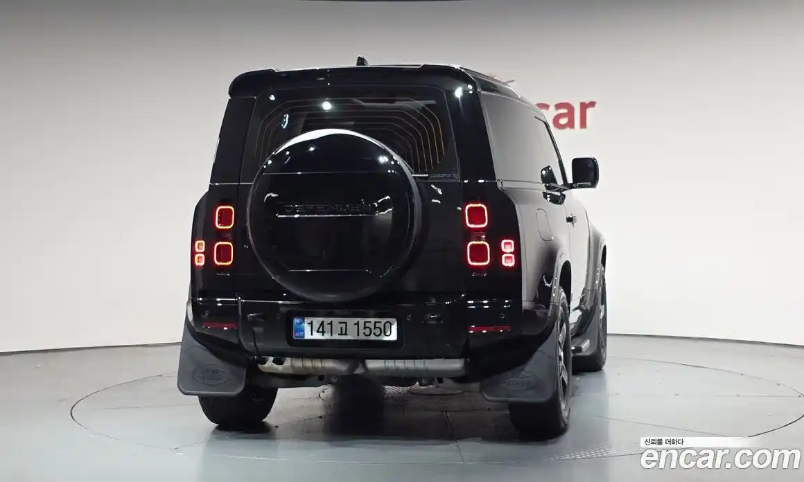 Land Rover Defender 2025 3.0 автомат (гидро), фото 3