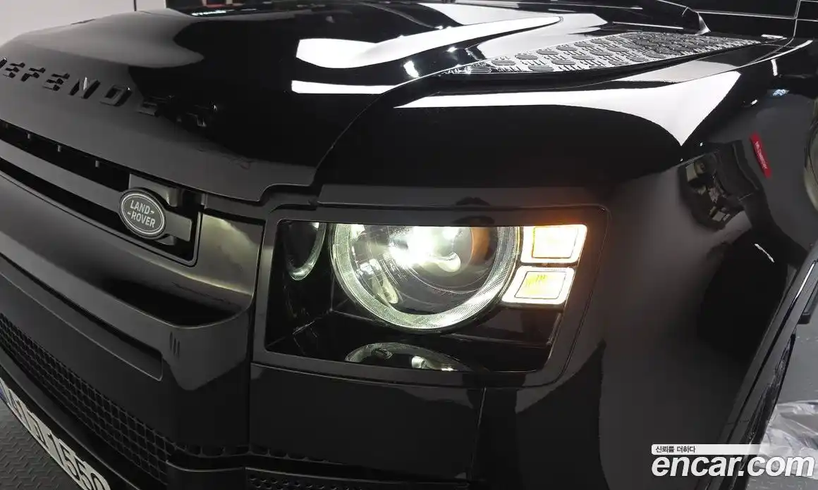 Land Rover Defender 2025 3.0 автомат (гидро), фото 7