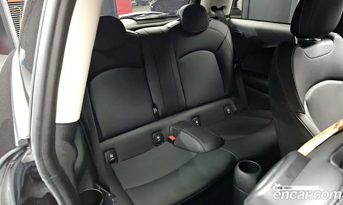 Mini Cooper 2021 1.5 автомат (гидро), фото 17