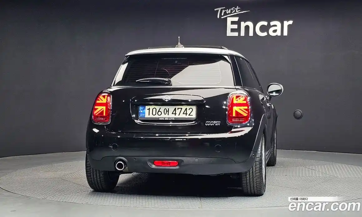 Mini Cooper 2021 1.5 автомат (гидро), фото 4