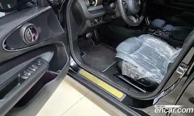 Mini Clubman 2023 2.0 автомат (гидро), миниатюра 11