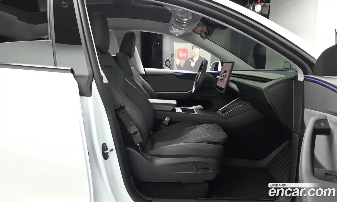 Tesla Model Y 2025 0.2 гидро, фото 15