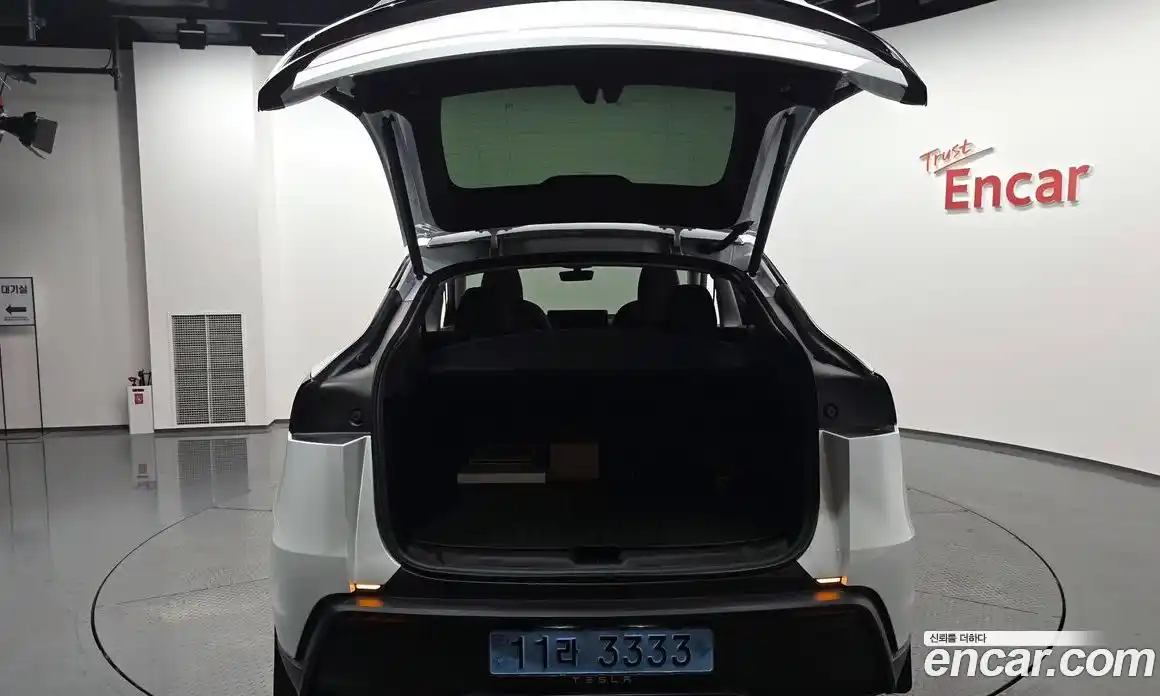 Tesla Model Y 2025 0.2 гидро, фото 25