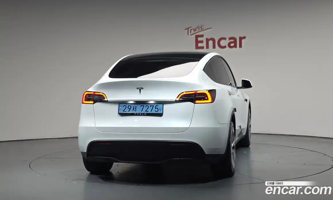 Tesla Model Y 2024 0.2 гидро, фото 3