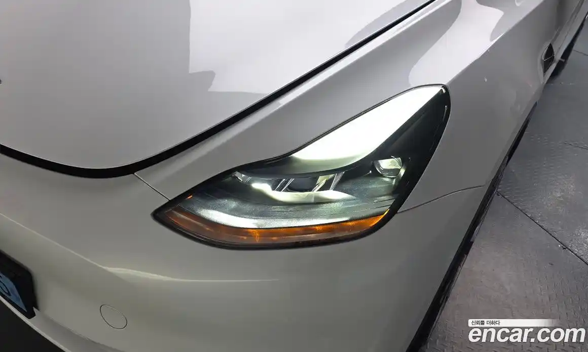 Tesla Model Y 2024 0.2 гидро, фото 7