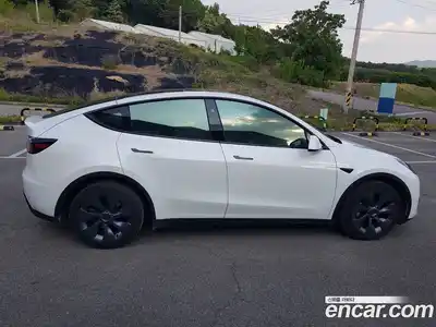 Tesla Model Y 2025 гидро, миниатюра 5