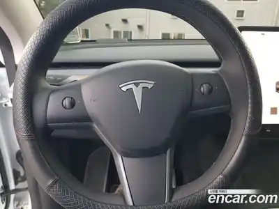 Tesla Model Y 2025 гидро, миниатюра 9