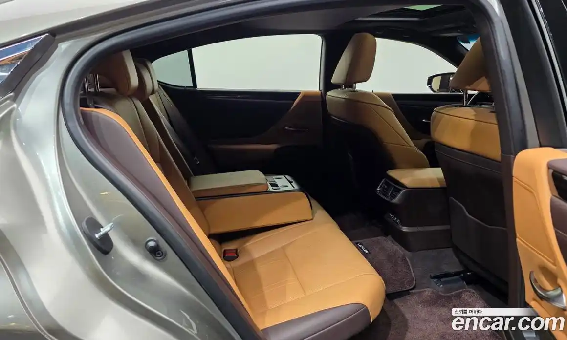 Lexus ES 2018 2.5 гидро, фото 12