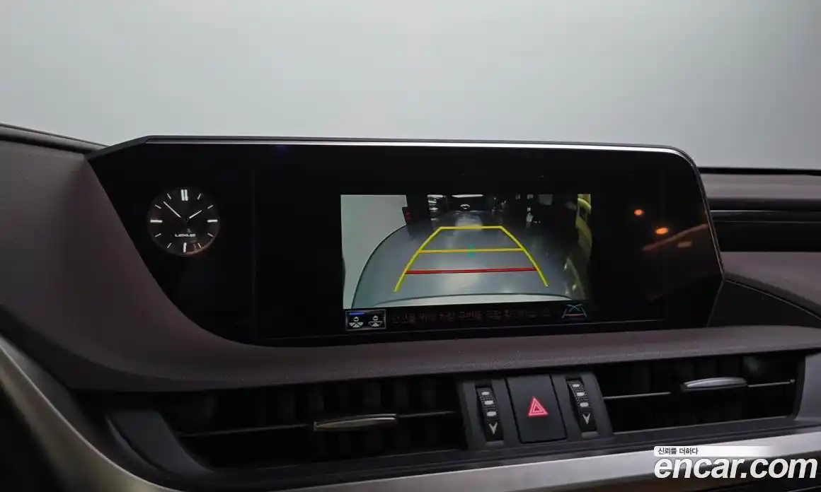 Lexus ES 2018 2.5 гидро, фото 15