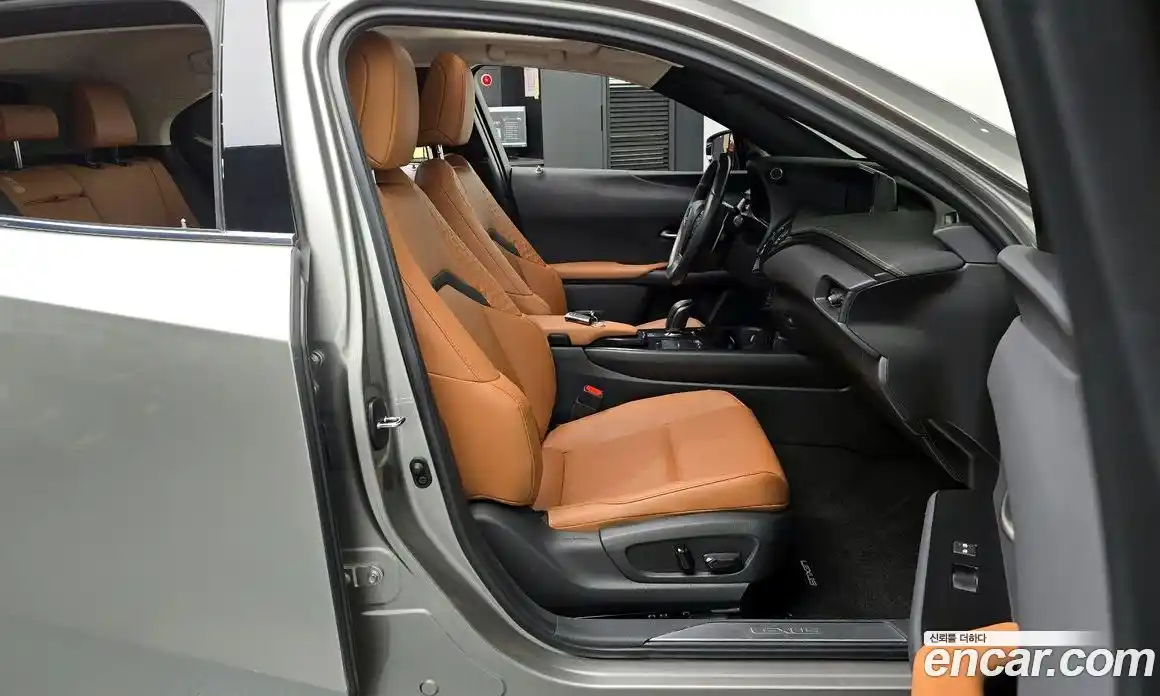Lexus UX 2022 0.2 гидро, фото 16