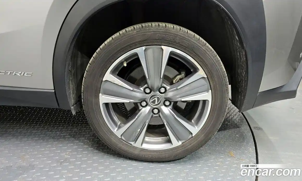 Lexus UX 2022 0.2 гидро, фото 28