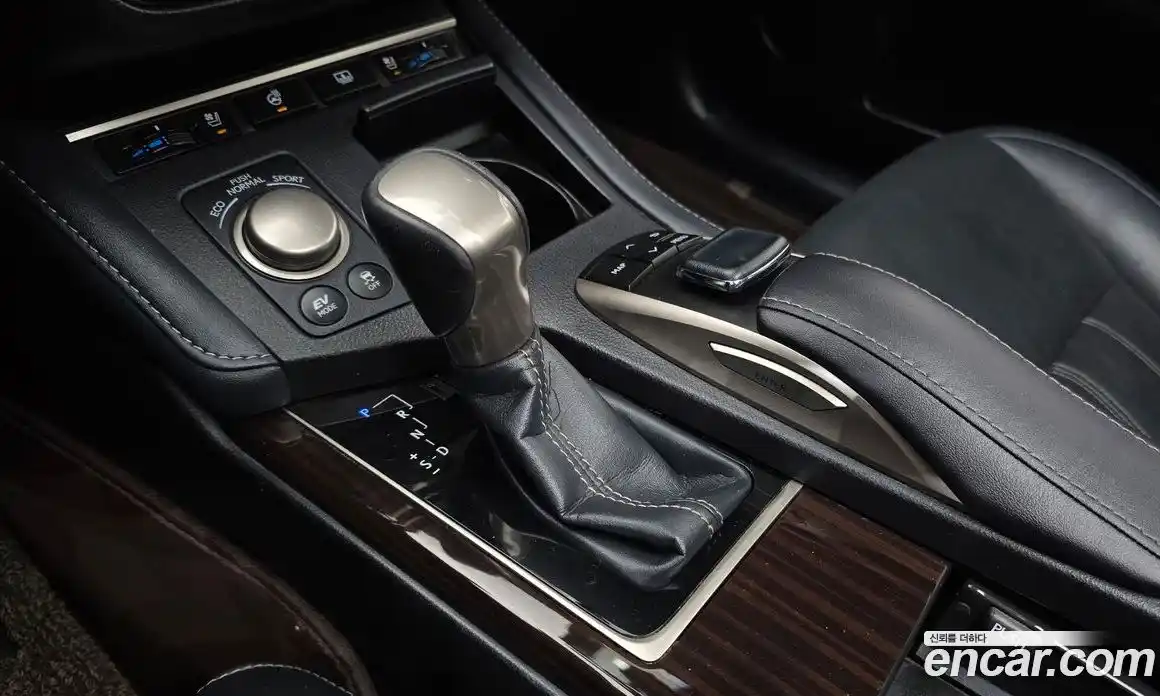 Lexus ES 2018 2.5 гидро, фото 9