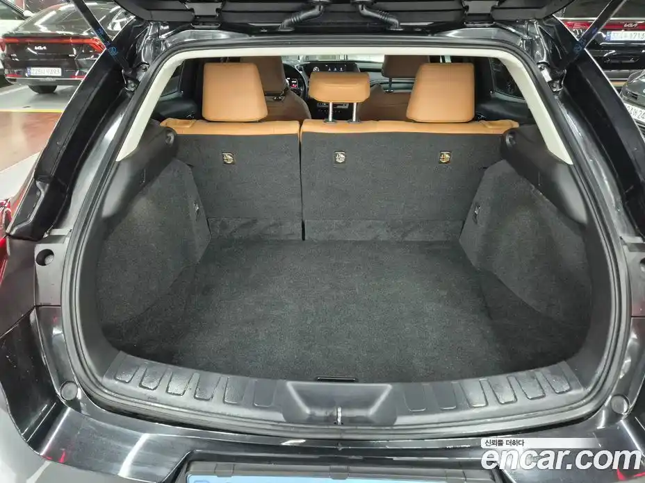 Lexus UX 2022 0.2 вариатор, фото 20