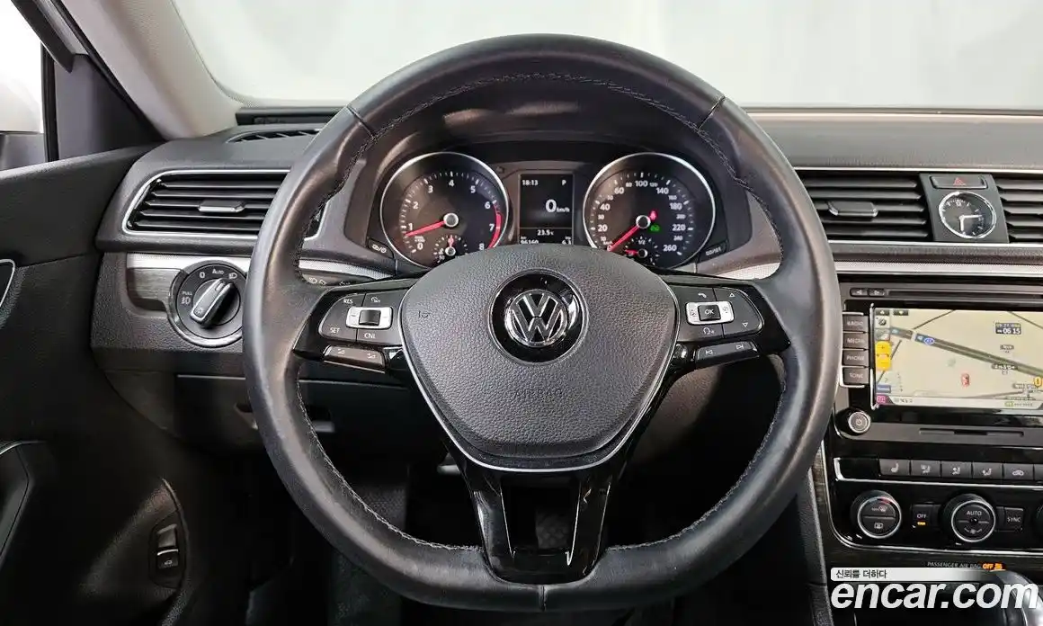 Volkswagen Passat 2016 1.8 автомат (гидро), фото 13