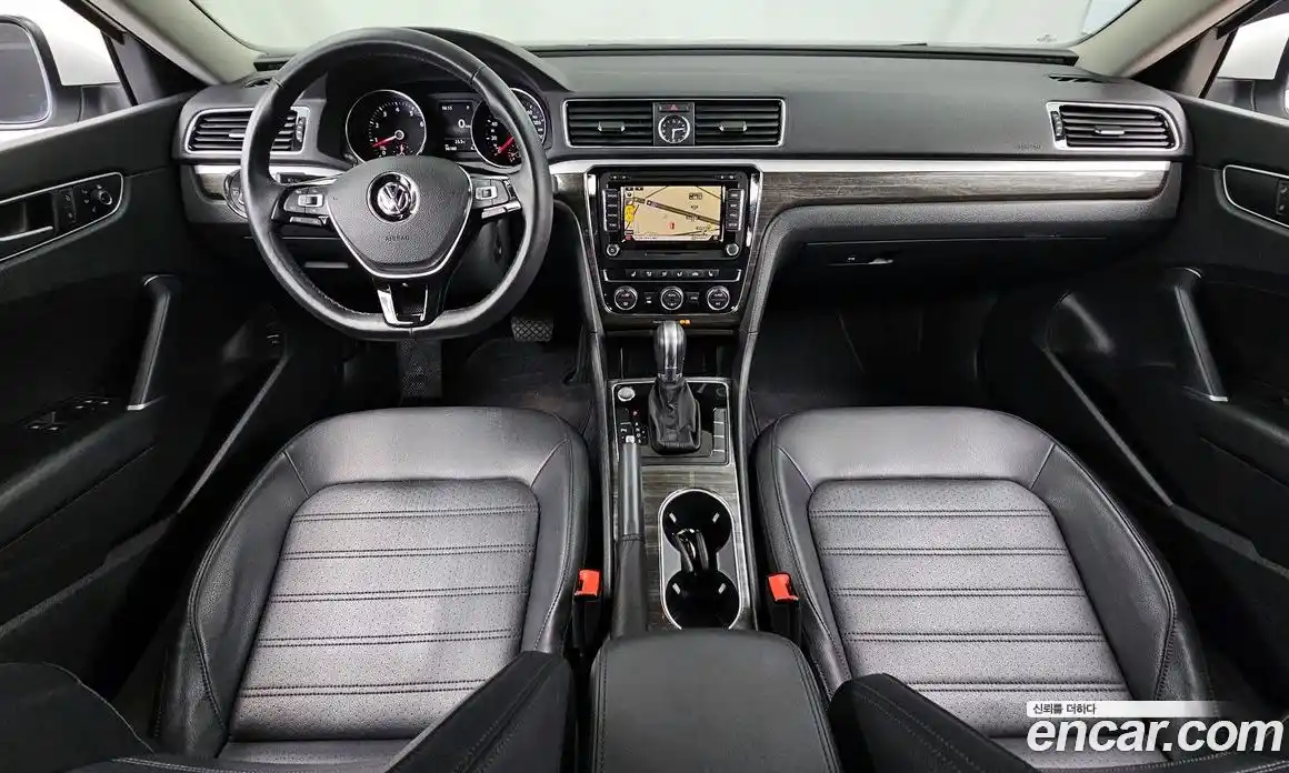 Volkswagen Passat 2016 1.8 автомат (гидро), фото 7