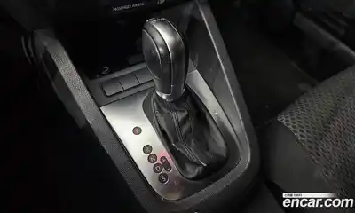 Volkswagen Jetta 2011 1.6 автомат (гидро), миниатюра 9