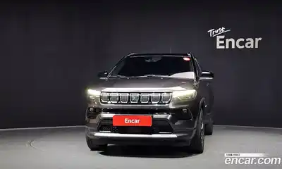 Jeep Compass 2022 2.4 автомат (гидро), миниатюра 3