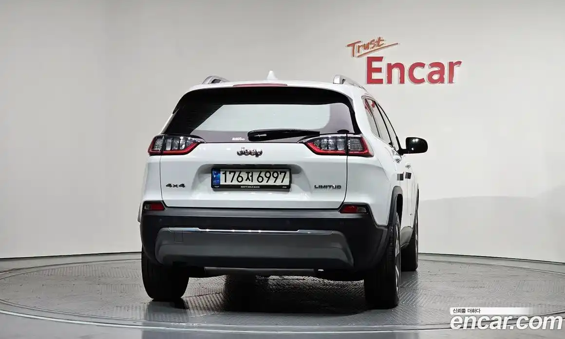Jeep Cherokee 2021 2.4 автомат (гидро), фото 4