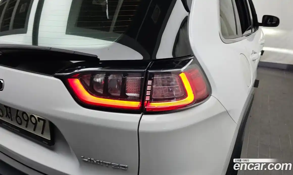Jeep Cherokee 2021 2.4 автомат (гидро), фото 9