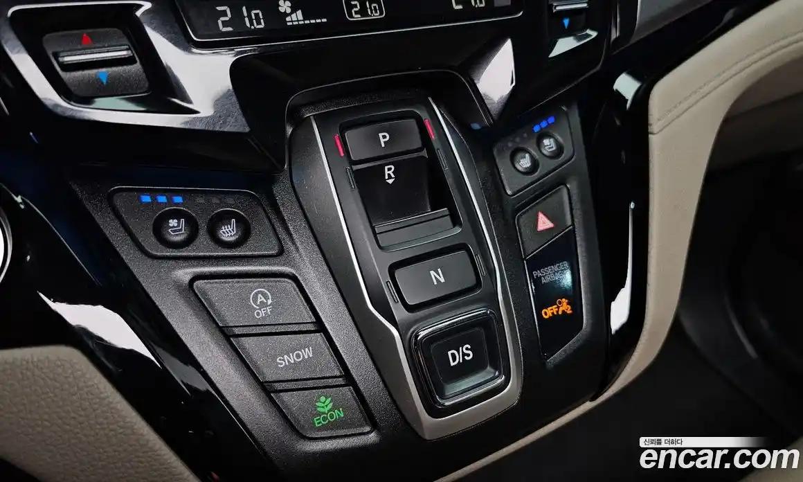 Honda Odyssey 2018 3.5 автомат (гидро), фото 11