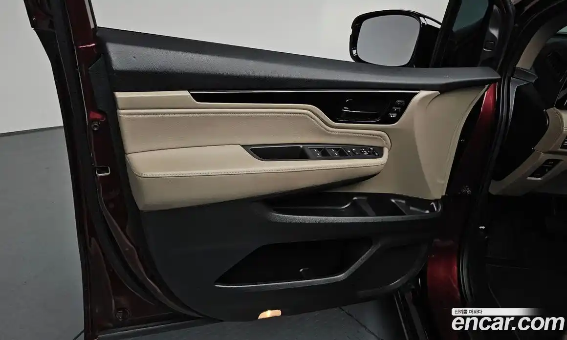 Honda Odyssey 2018 3.5 автомат (гидро), фото 13