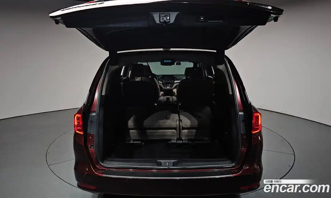 Honda Odyssey 2018 3.5 автомат (гидро), фото 25